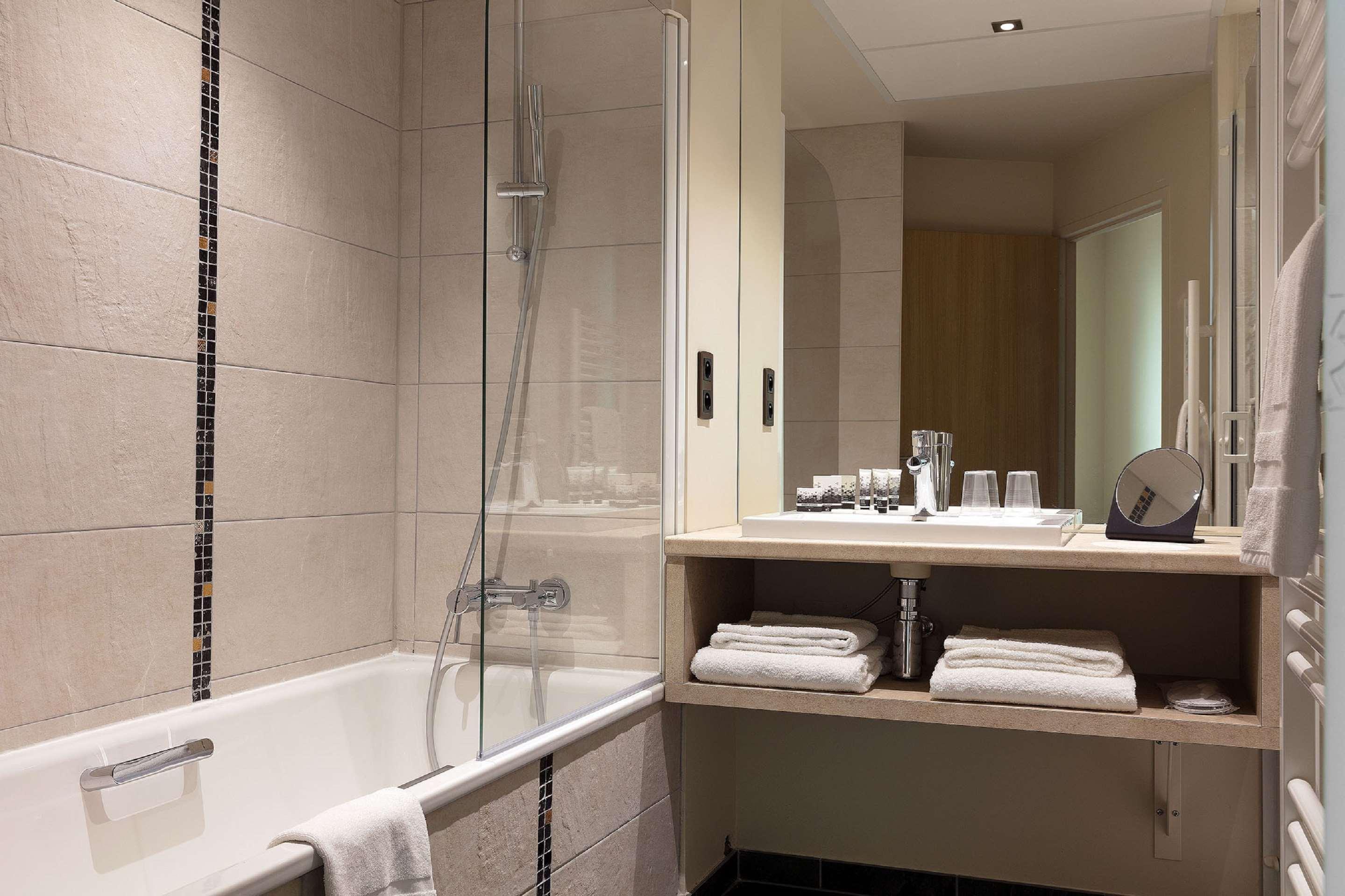 Best Western Plus Hotel Escapade Senlis Senlis  Bagian luar foto